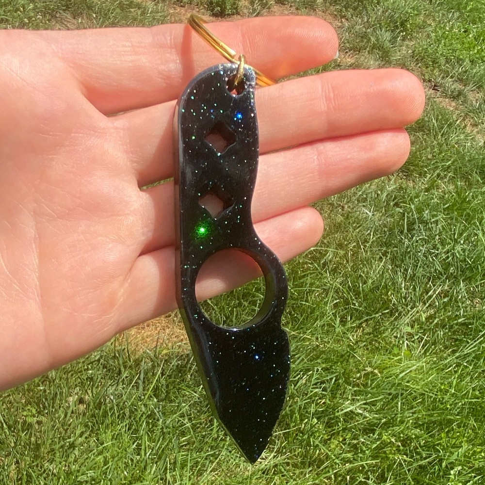 ✨Handmade Resin Knife✨